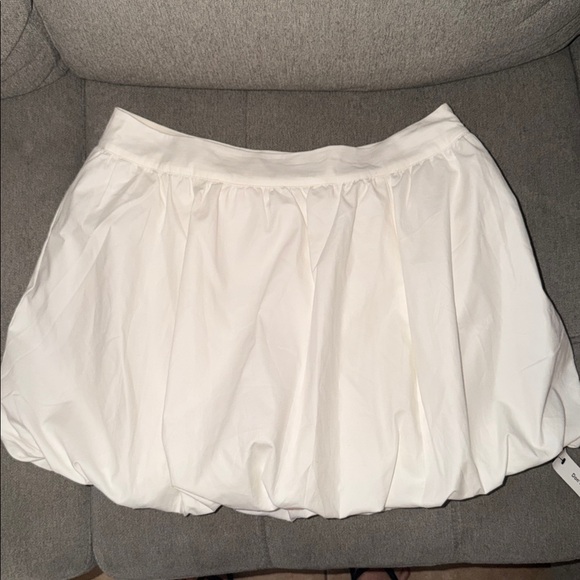 Reformation Brynn Skirt - Picture 5 of 7
